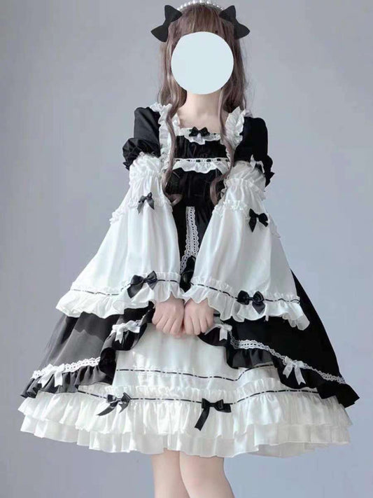 🖤🍰 "Monochrome Waltz" – Classic Gothic Lolita Dress 🍰🖤